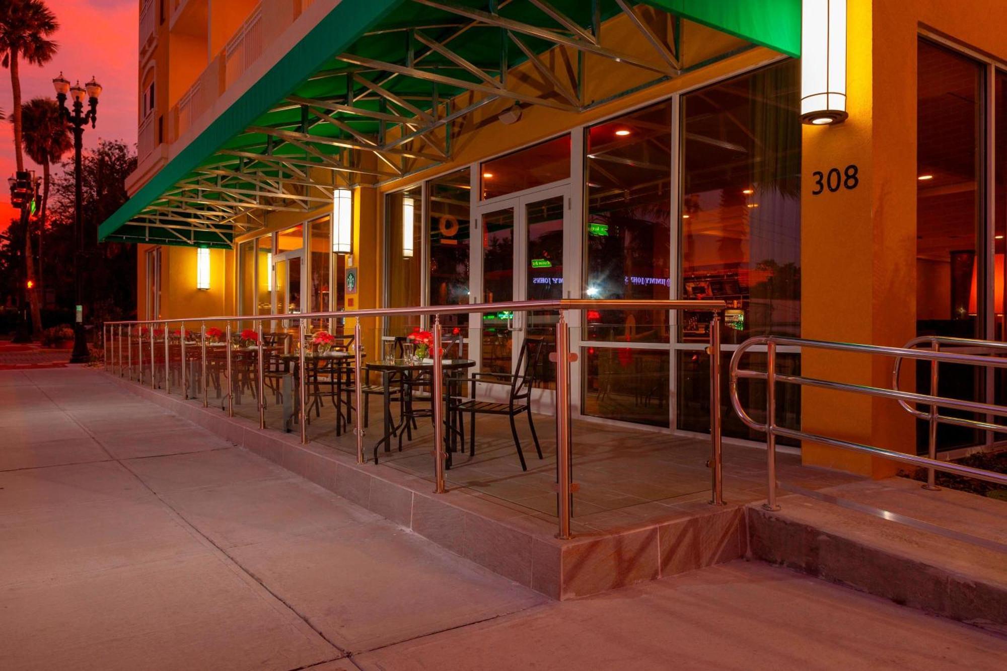 Hotel Courtyard By Marriott Deland Historic Downtown Extérieur photo
