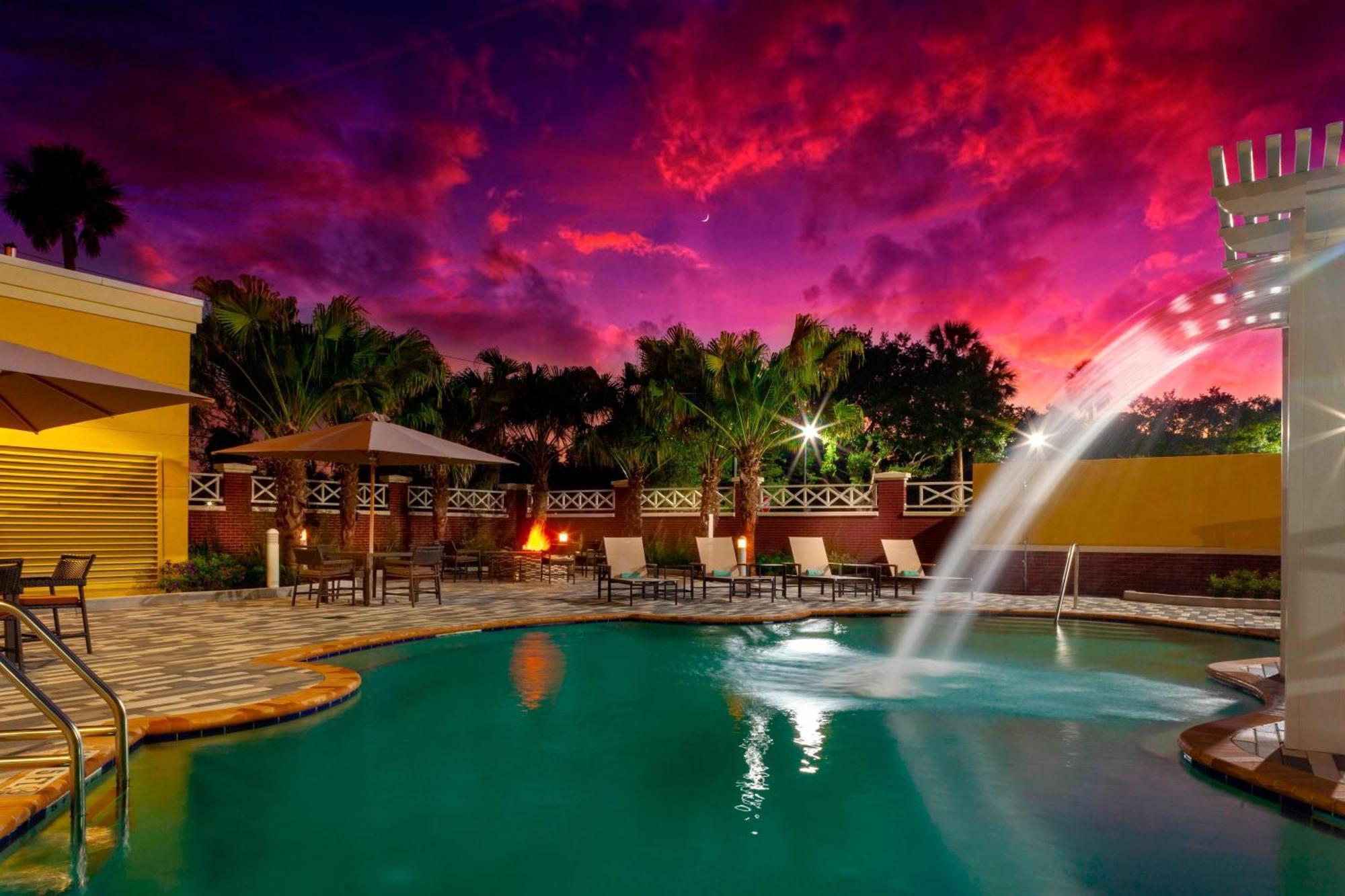 Hotel Courtyard By Marriott Deland Historic Downtown Extérieur photo